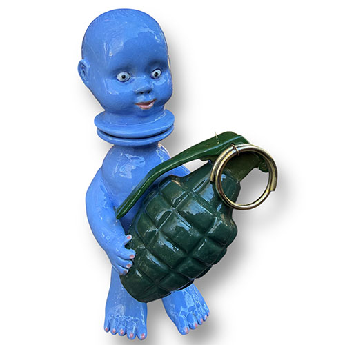 RA Hetherington "Baby Blue Open Carry" 8" Ceramic Sculpture DF5976